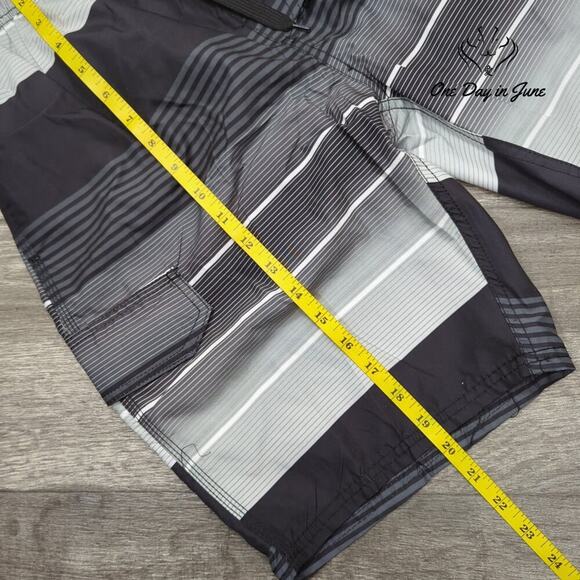Kanu Surf Board Shorts Size M - Picture 6 of 7